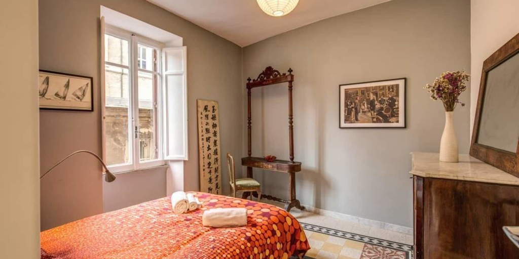 Room 3, Monti Coliseum 3 bedroom 2nd floor, Roma