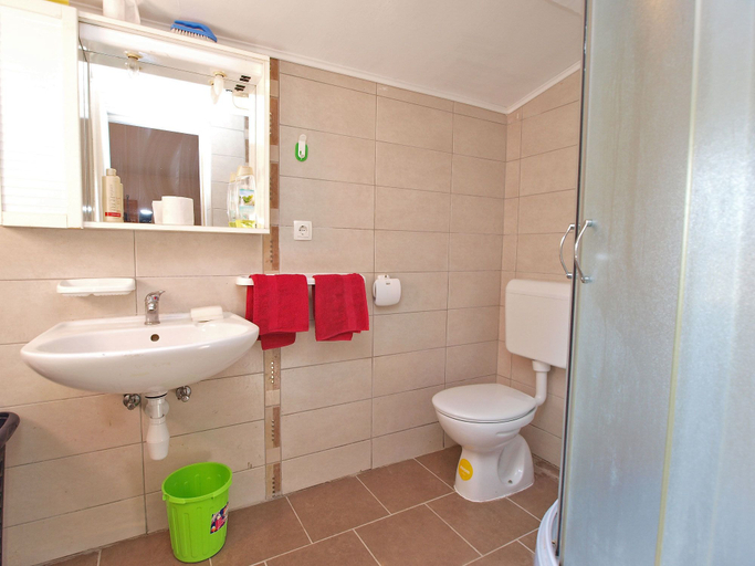 Bathroom 4, Apartment Franko 749, Pula