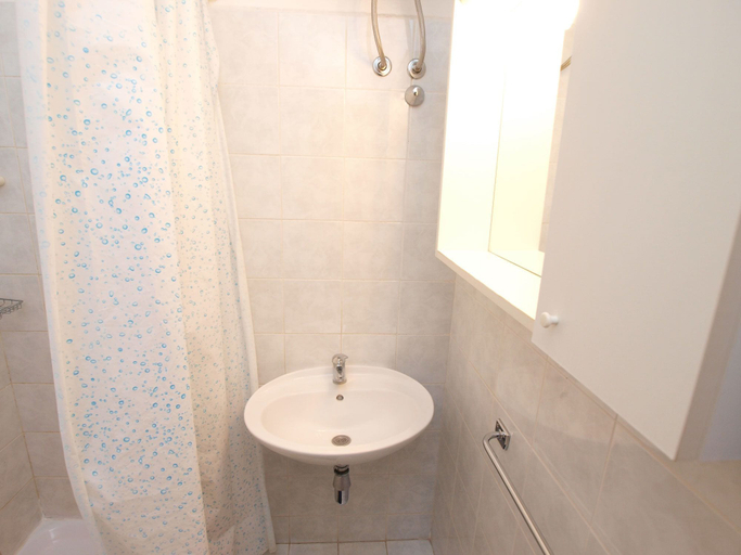 Bathroom 4, Apartments Marisa 981, Labin