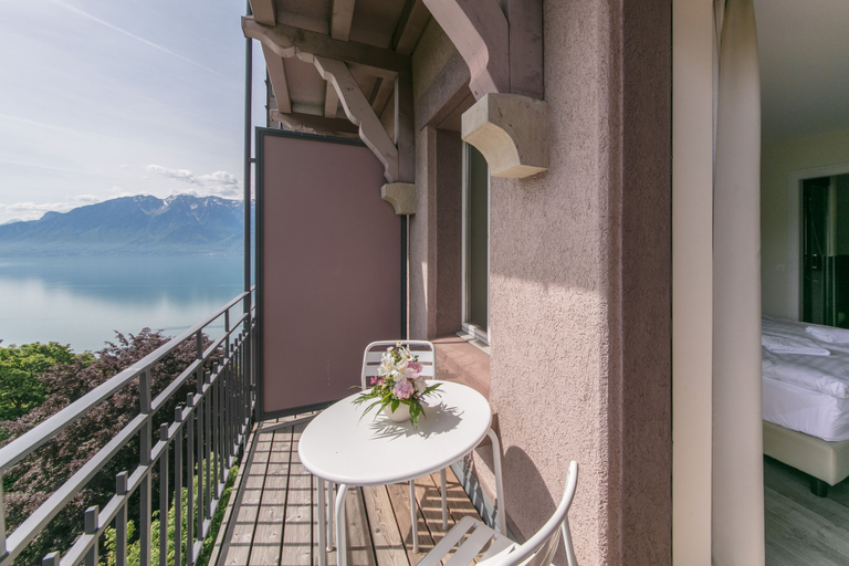 Others 5, Hôtel Préalpina, Lavaux-Oron