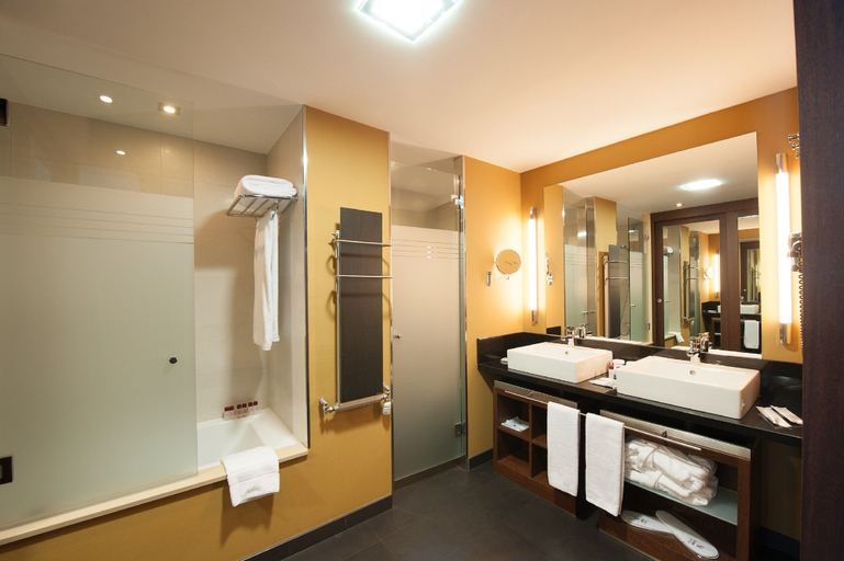 Bathroom 5, SOMMOS Hotel Aneto, Huesca