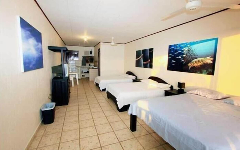 Bedroom 2, Blue Palm Hotel, Garabito
