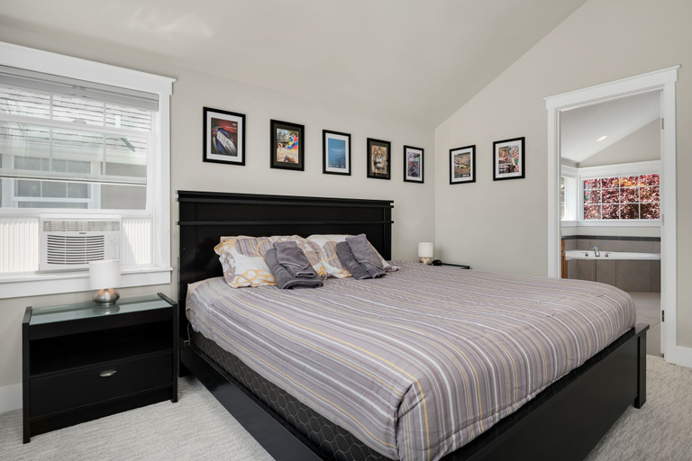 Bedroom 3, Seattle Vacation Home: Wall St., Seattle