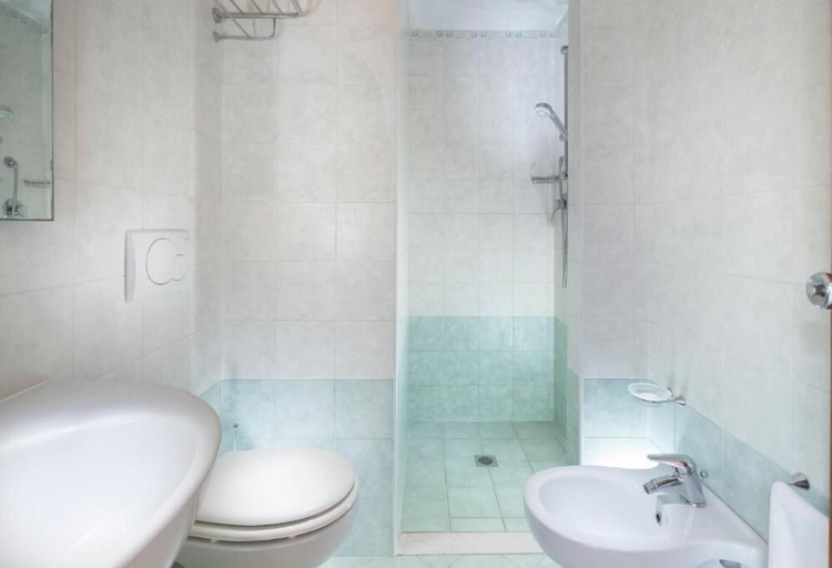 Bathroom 4, Hotel Foglieri, Forli' - Cesena