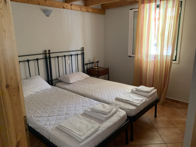 Bedroom 3, Foufas Houses, Peloponnese