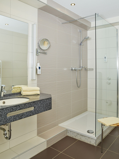 Bathroom 4, Hotel Restaurant Zum Schwan, Merzig-Wadern