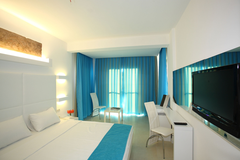 Bedroom 3, Costa Luvi Hotel, Bodrum