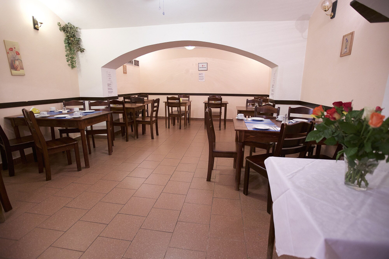 Food & Drinks 5, Hotel Olga, Praha 7