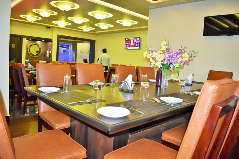 Food & Drinks 5, Hotel Silver Arcade, Maldah