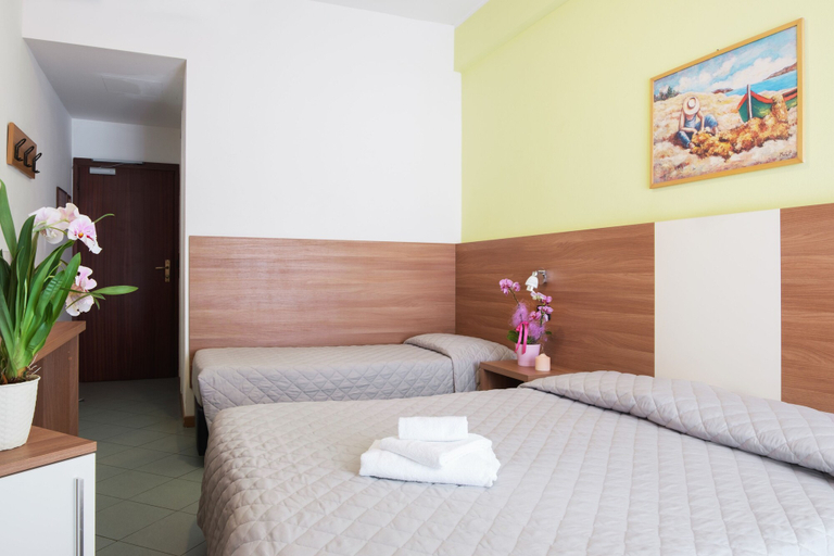 Bedroom 4, St. Pierre, Rimini