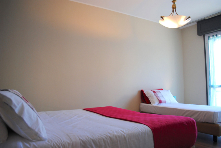 Bedroom 3, Bnbook - Sesto Calende Train Station, Varese