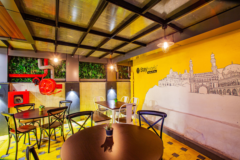Food & Drinks, IStayHotels Jubilee Hills Hyderabad, Hyderabad