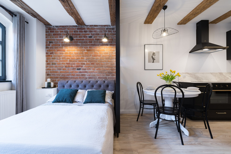 Bedroom 3, Miodowa Faktoria 7, Toruń City