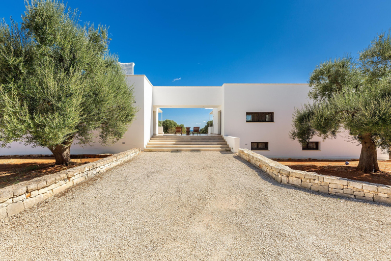 Exterior & Views 2, Villa Karma, Brindisi
