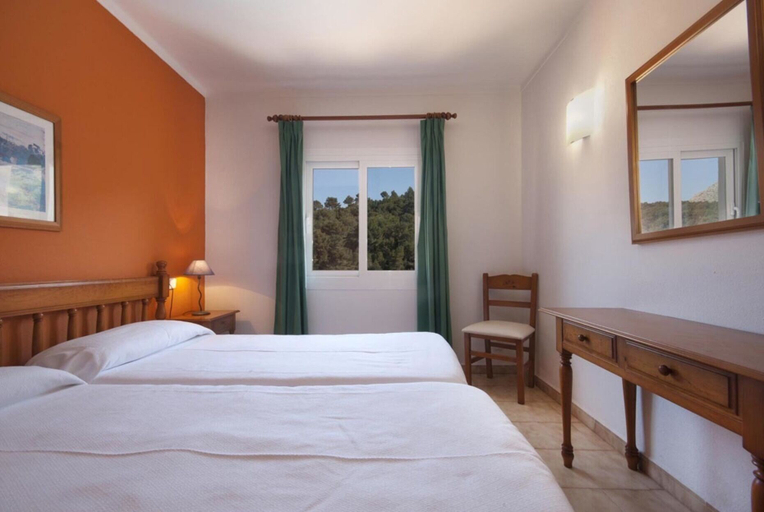 Bedroom 2, Apartment - 2 Bedrooms with Pool and WiFi - 103218, Baleares