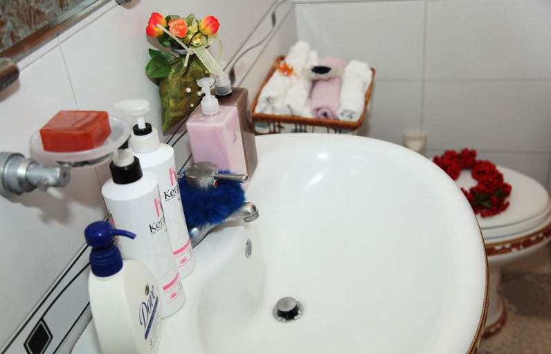 Bathroom, Dream Castle, Seogwipo