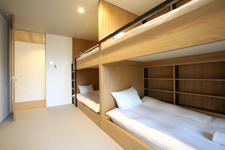 Bedroom 2, The Moo, Hakuba
