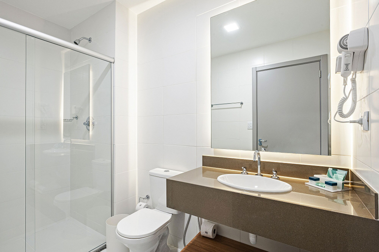 Bathroom 5, SLAVIERO Curitiba Aeroporto, São José dos Pinhais