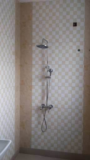 Bathroom, Flagship Piazza Hotel - Hostel, Igara