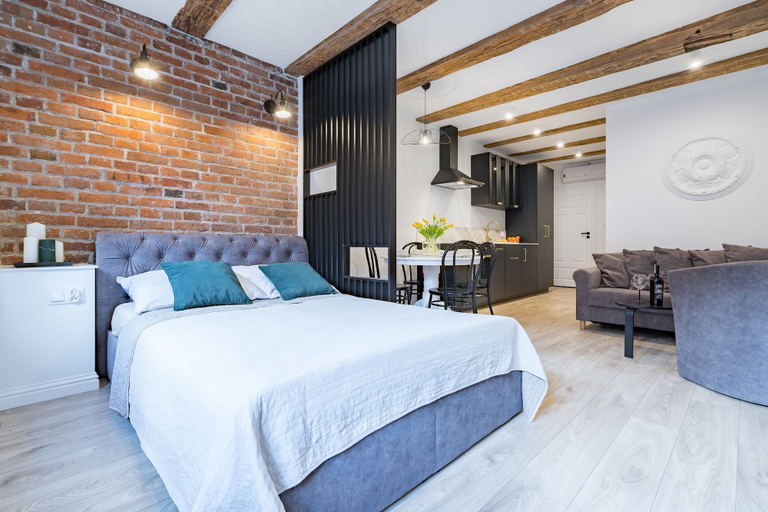 Bedroom 2, Miodowa Faktoria 7, Toruń City
