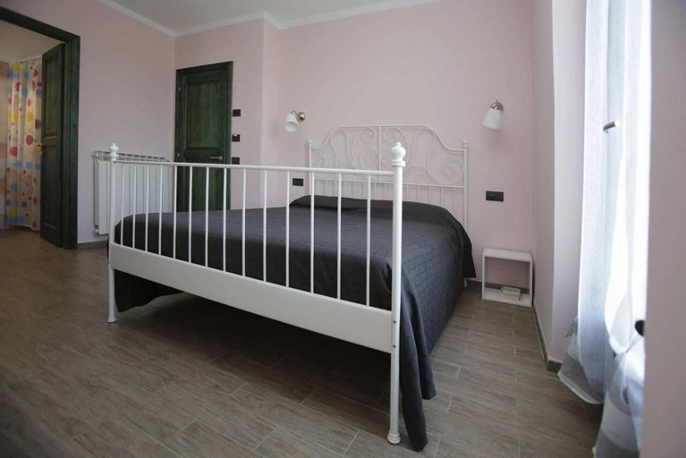 Bedroom 3, B&B Ospitidelpero, Cuneo