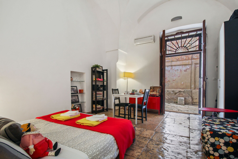 Bedroom 2, B&B Affittacamere del Teatro, Brindisi