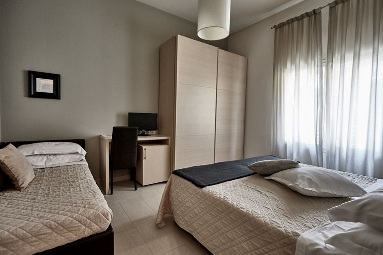Bedroom 3, Rouge Hotel International, Ravenna