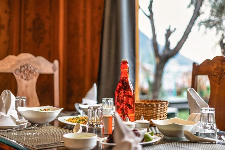 Food & Drinks 5, Prince of Kashmir Luxury Houseboat, Srinagar