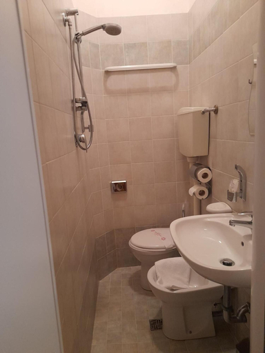 Bathroom 3, Hotel Asso, Rimini