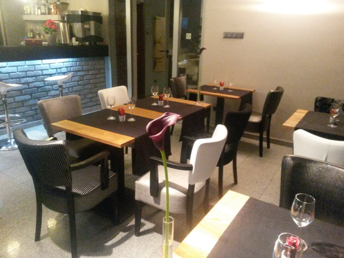 Food & Drinks 4, Unique Boutique, Municipiul Bucuresti