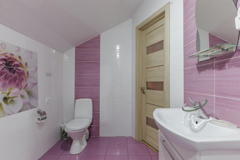 Bathroom 4, Hotel Mozart, Dinskiy rayon