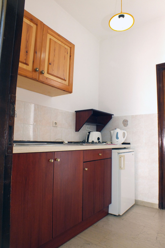 Others 5, Tzilios Studios, Ionian Islands