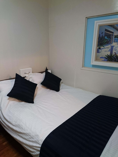 Bedroom 3, Maribu Beach House, Onna