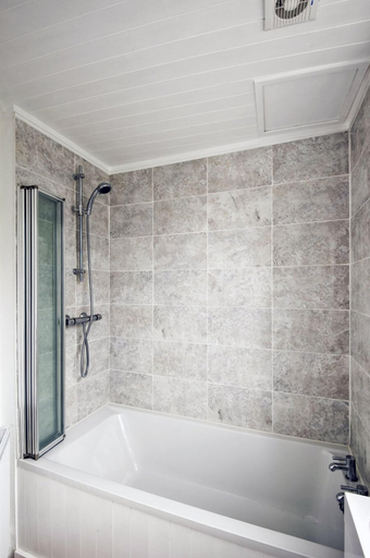 Bathroom, STABLE HOUSE - Near Windsor Castle, Slough
