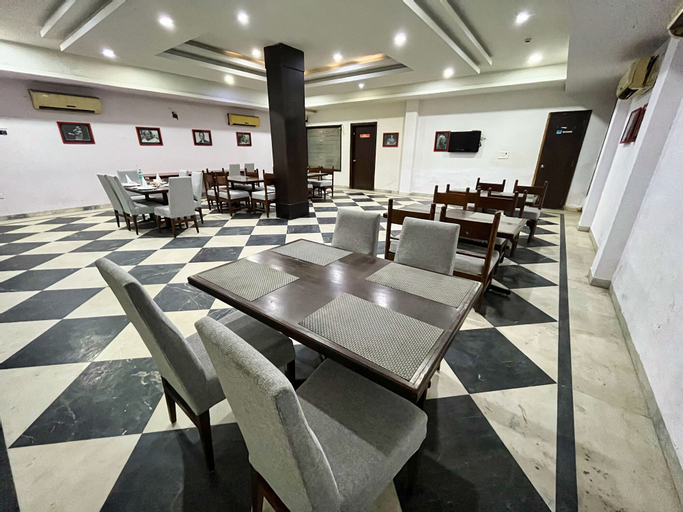 Business Facilities