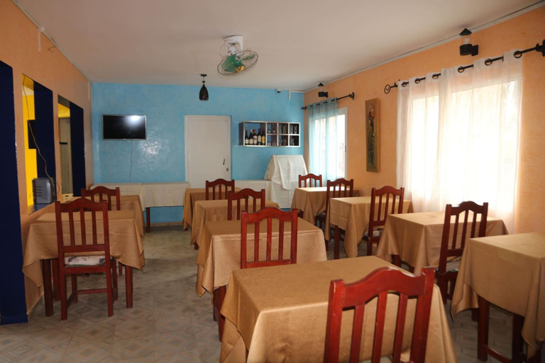 Food & Drinks 5, Hotel Hacienda, Mbour
