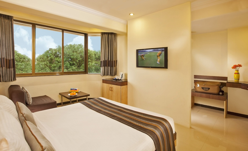 Bedroom 2, Sterling Lonavala, Pune