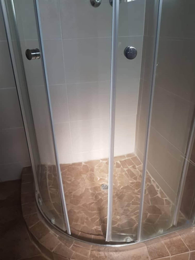 Bathroom 5, Goora-Motho Guest House, Kweneng South