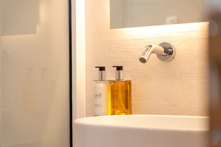 Bathroom 5, Mirablue Luxury Residences, Central Macedonia