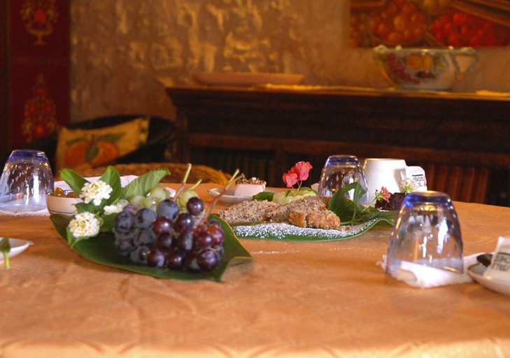 Food & Drinks 5, A Lumìa, Syracuse
