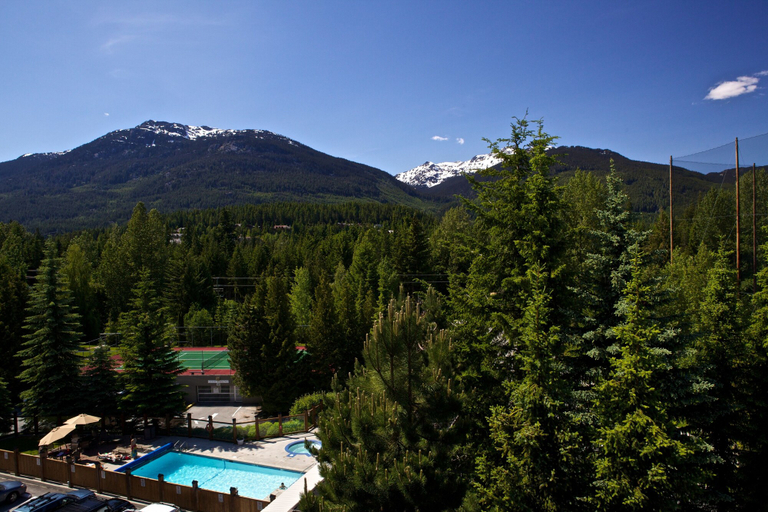 Sport & Beauty 5, Tantalus Resort Lodge, Squamish-Lillooet