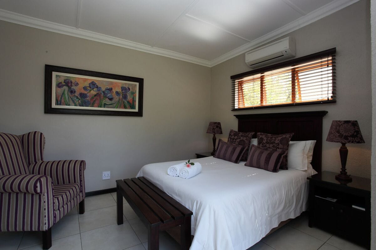 Bedroom 3, Celtis Country Lodge and Restaurant, Chris Hani