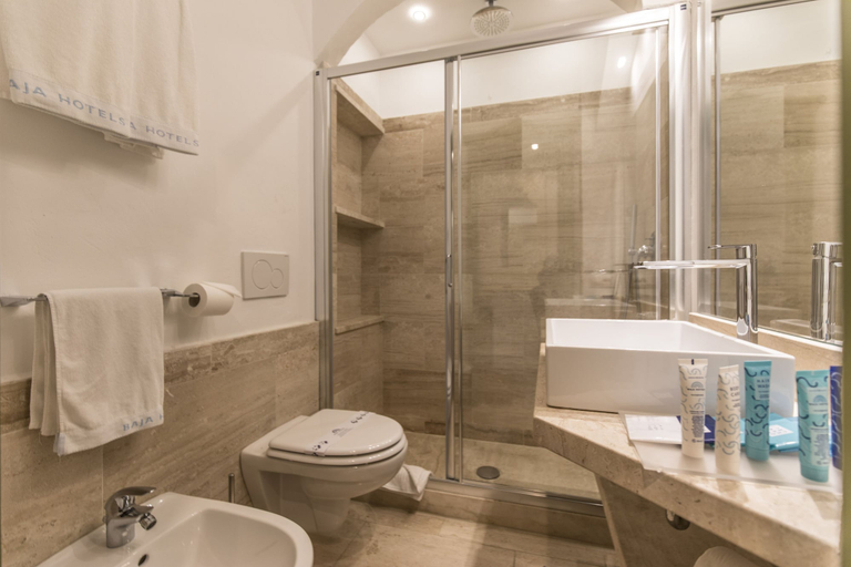 Bathroom 4, Club Hotel, Olbia-Tempio