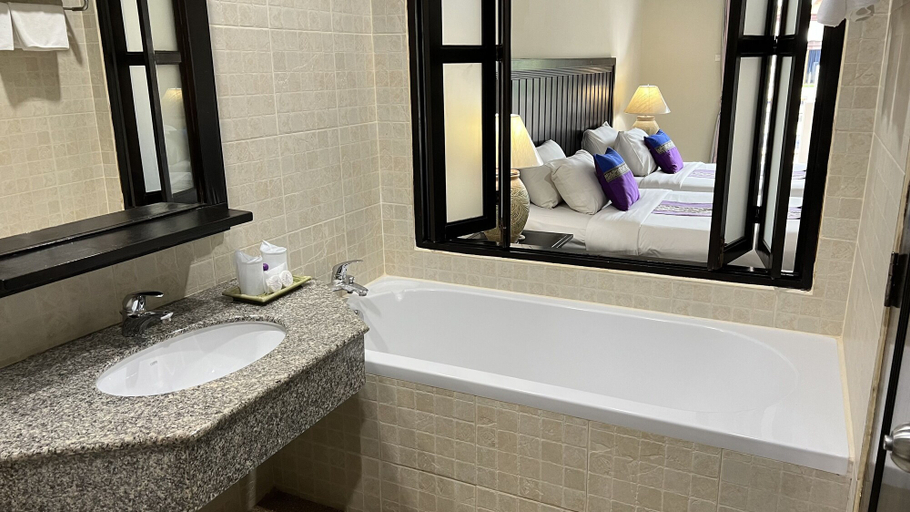 Bathroom 5, Kata Poolside Resort, Phuket Island