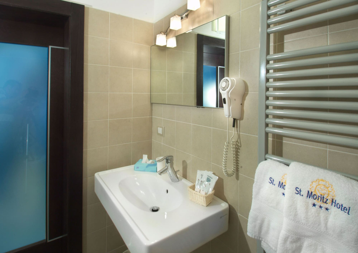Bathroom 4, Hotel St. Moritz, Rimini