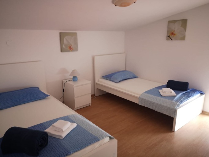 Bedroom 2, Apartments Tara, Ražanac