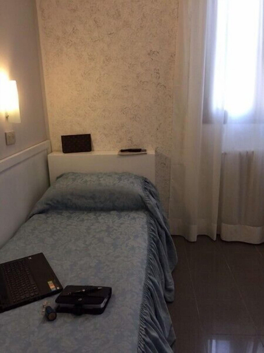 Bedroom 4, Hotel Marte, Milano