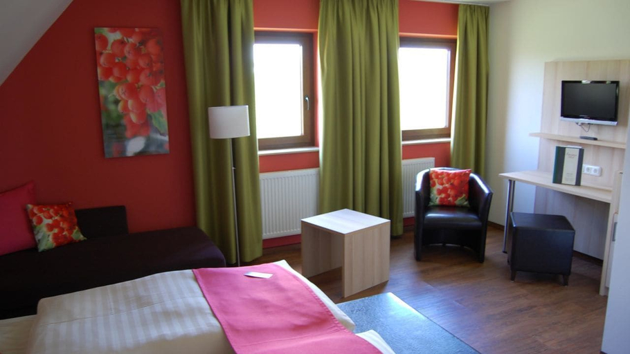 Bedroom 4, Wildkräuterhotel, Ansbach