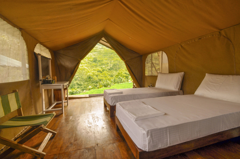Bedroom 3, Wild Glamping, Medadumbara