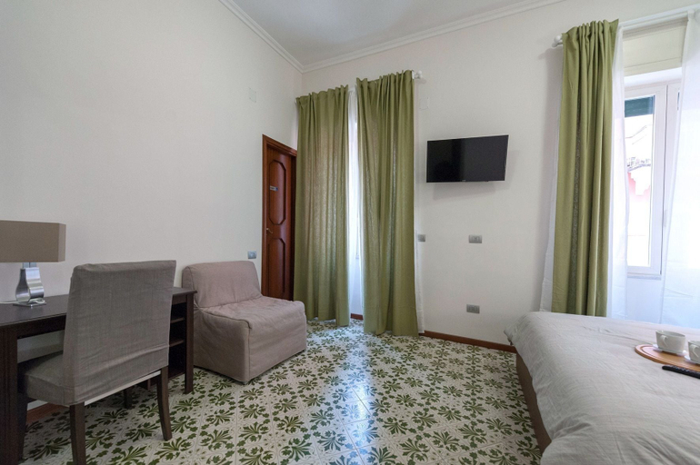 Bedroom 4, B&B Antonello, Salerno